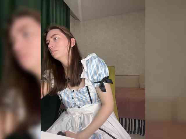 pussyhome24-7 webcam