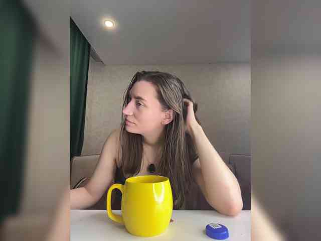 pussyhome24-7 webcam