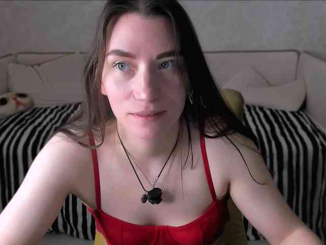 pussyhome24-7 webcam