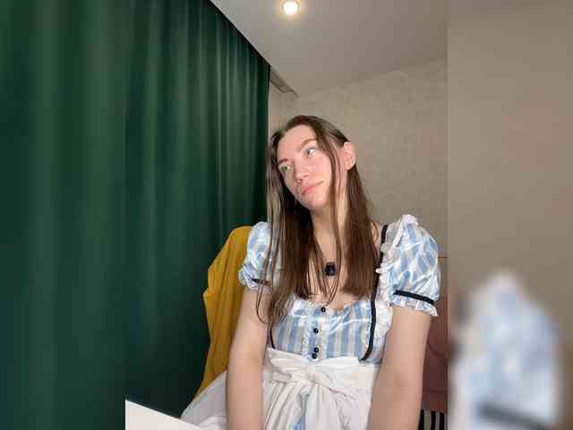pussyhome24-7 webcam
