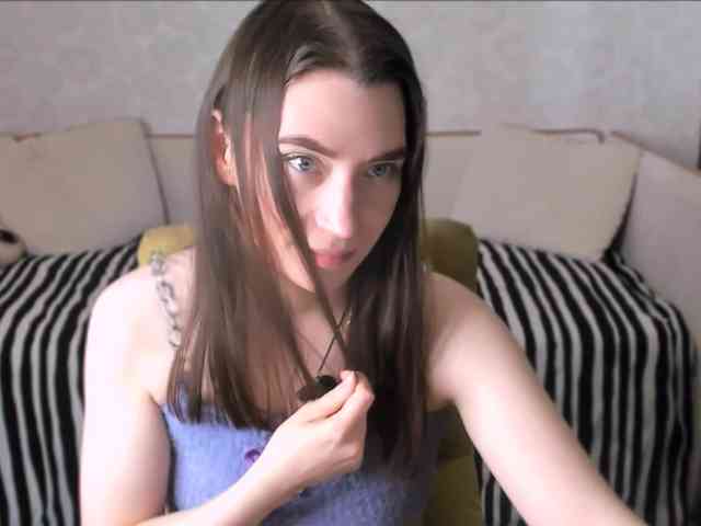 pussyhome24-7 webcam