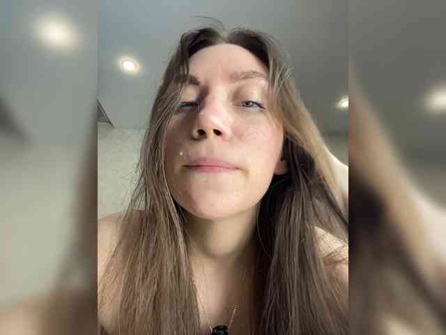 pussyhome24-7 webcam