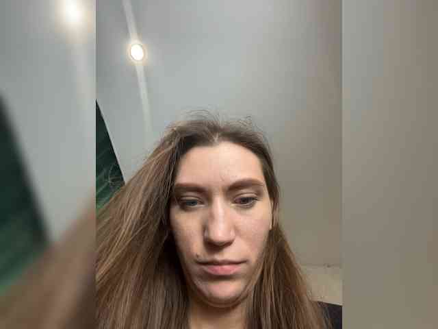 pussyhome24-7 webcam