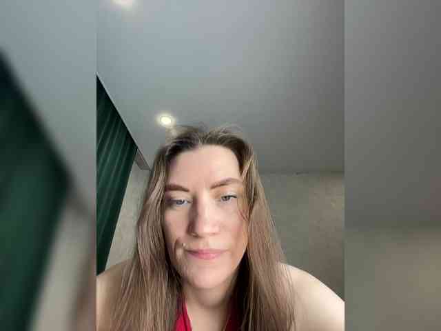 pussyhome24-7 webcam