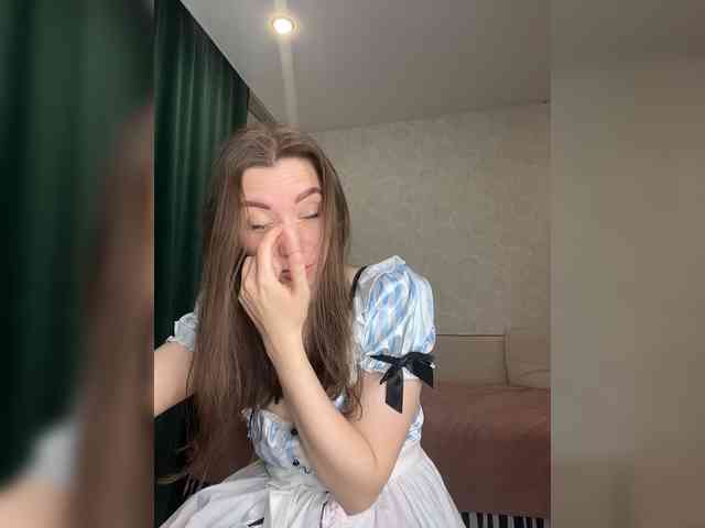 pussyhome24-7 webcam