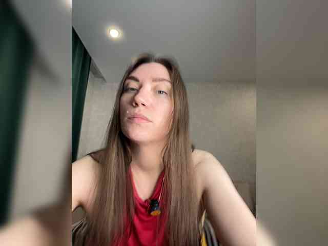 pussyhome24-7 webcam