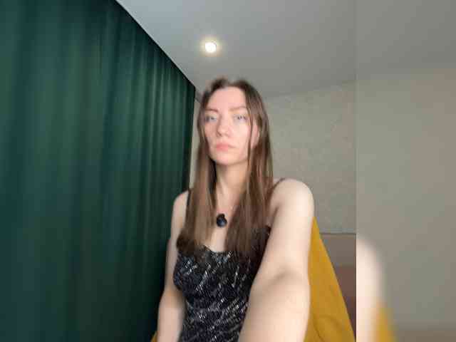 pussyhome24-7 webcam