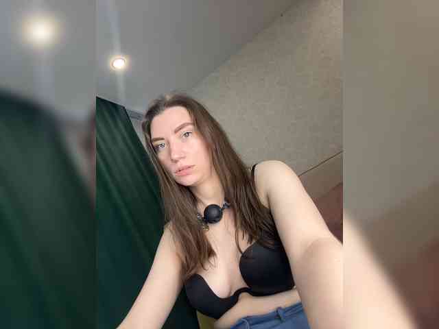 pussyhome24-7 webcam