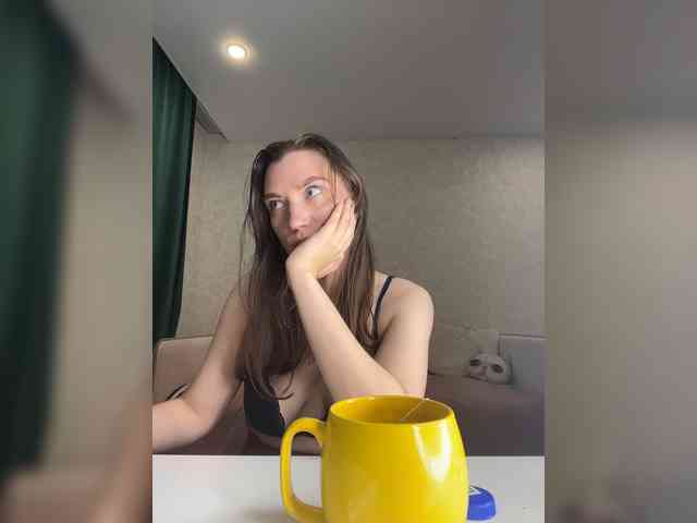 pussyhome24-7 webcam