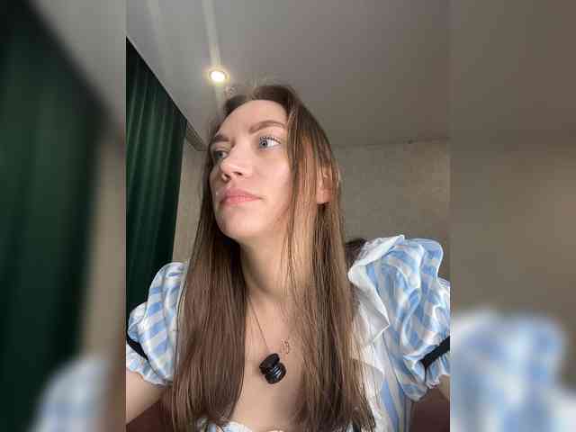 pussyhome24-7 webcam