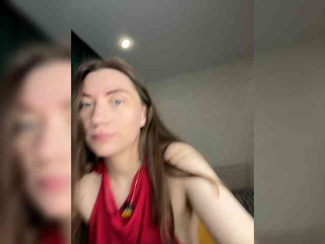 pussyhome24-7 webcam