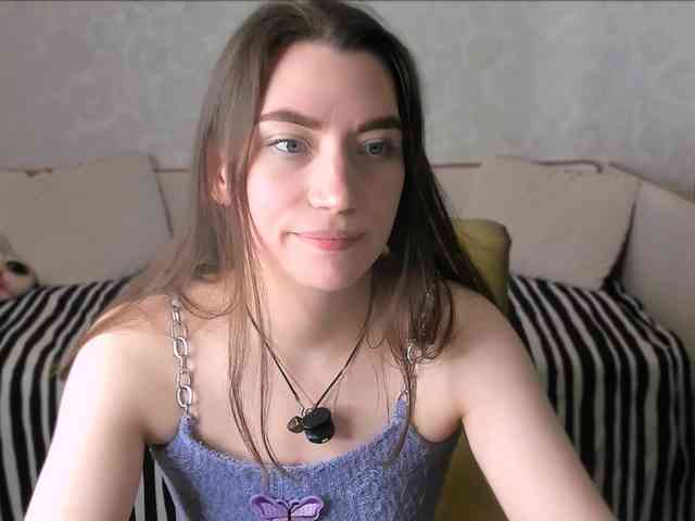 pussyhome24-7 webcam