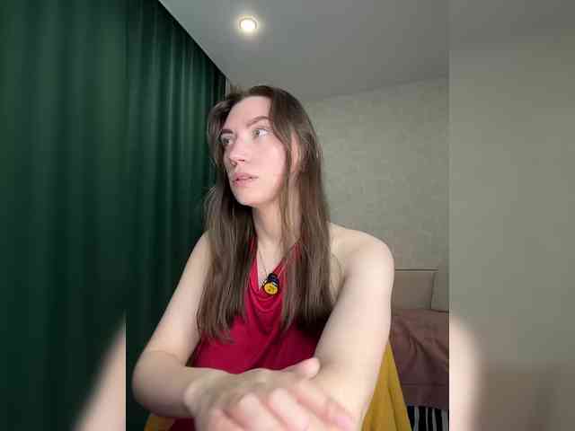 pussyhome24-7 webcam