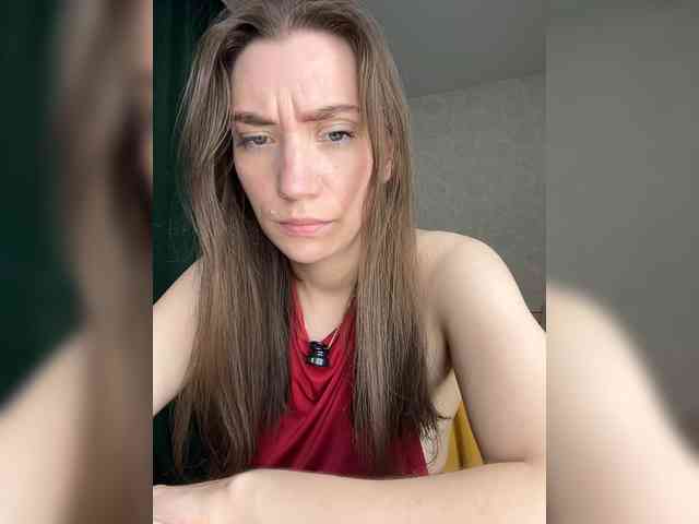 pussyhome24-7 webcam