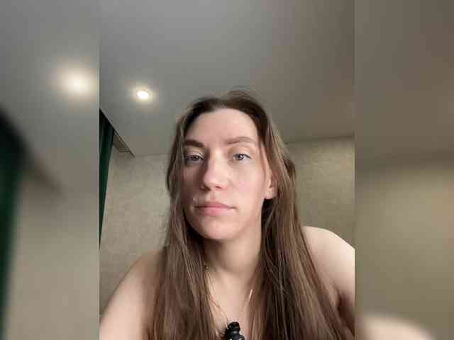 pussyhome24-7 webcam