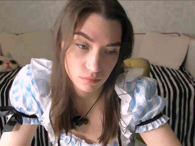 pussyhome24-7 webcam