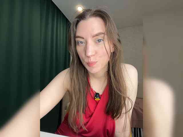 pussyhome24-7 webcam