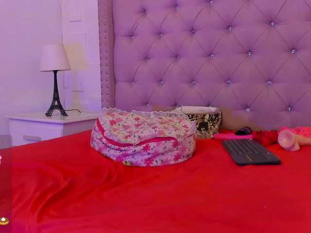 KimberlyBoone live cam on BongaCams
