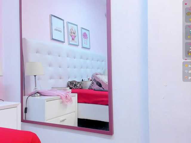 KimberlyBoone Прямой эфир на BongaCams