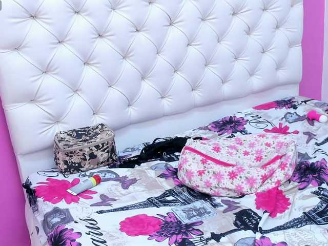 KimberlyBoone's BongaCams show and profile