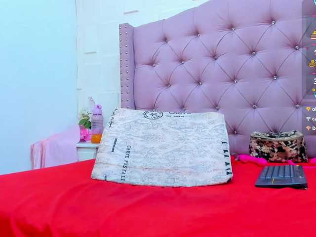 KimberlyBoone live cam on BongaCams