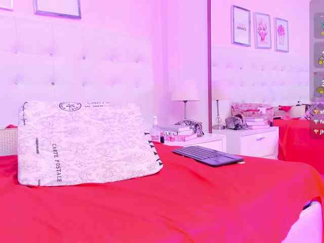 KimberlyBoone webcam
