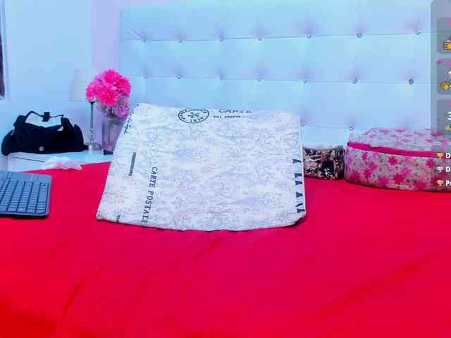 KimberlyBoone webcam