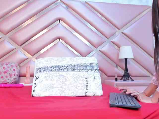 KimberlyBoone webcam