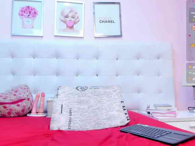 KimberlyBoone webcam