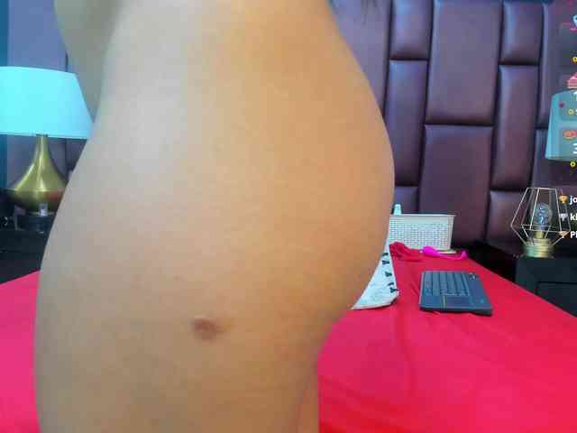 KimberlyBoone webcam
