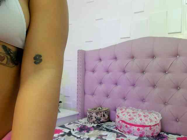 KimberlyBoone webcam