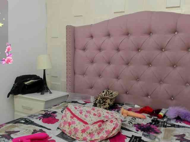 KimberlyBoone webcam