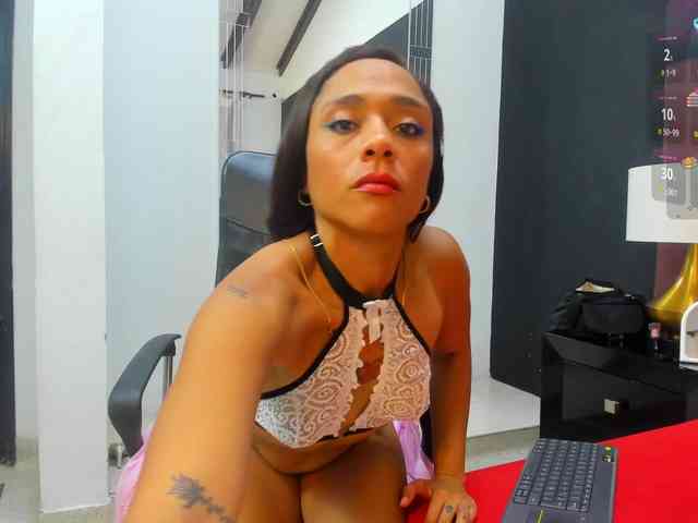 KimberlyBoone webcam
