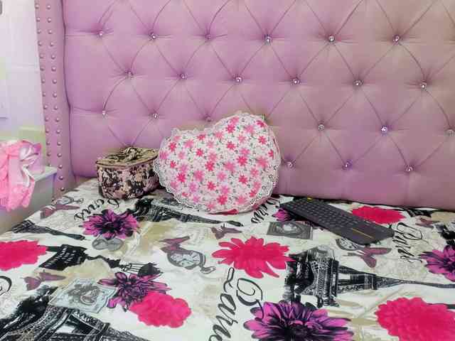 KimberlyBoone webcam