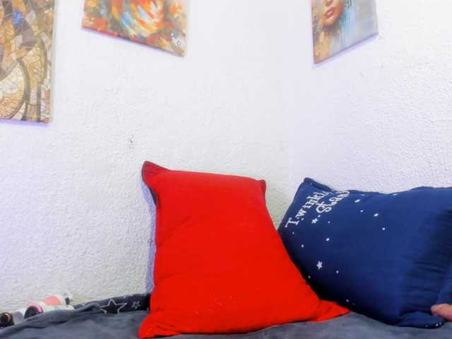Naniis-wish live cam on BongaCams