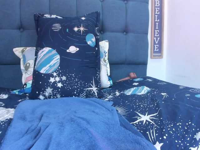 Naniis-wish live cam on BongaCams