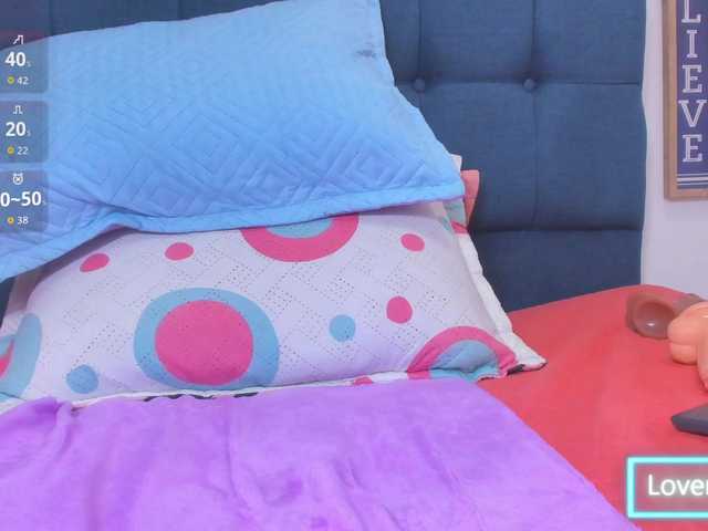 Naniis-wish live cam on BongaCams