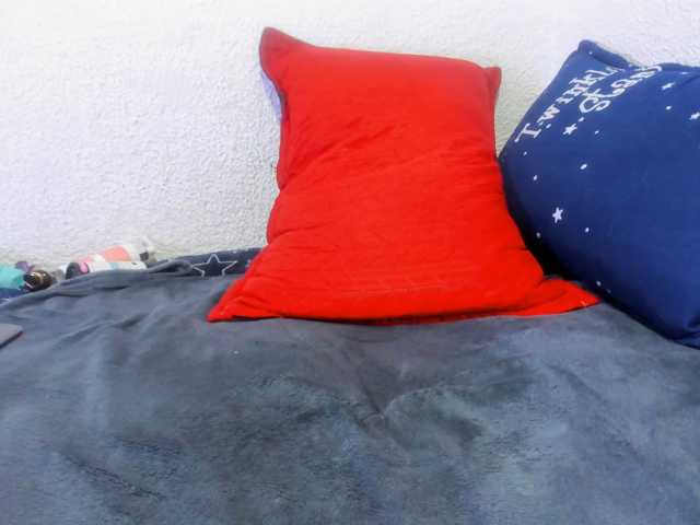 Naniis-wish live cam on BongaCams
