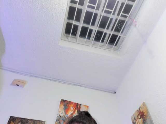 Naniis-wish live cam on BongaCams