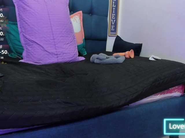 Naniis-wish live cam on BongaCams