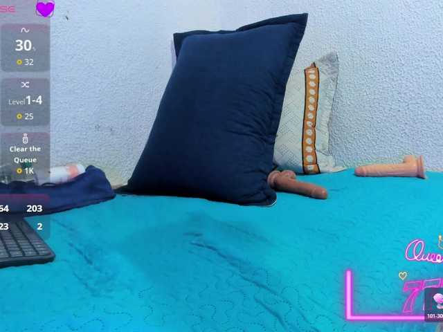 Naniis-wish live cam on BongaCams