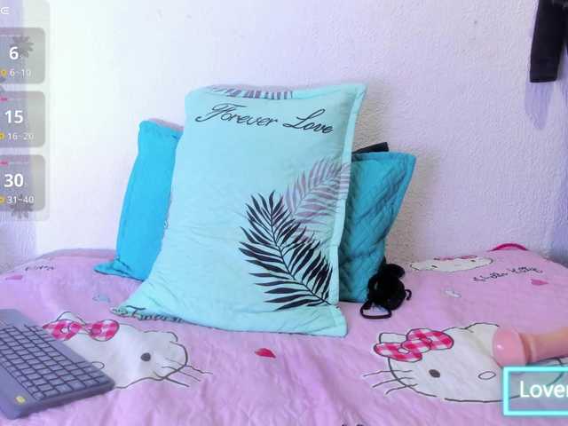 Naniis-wish live cam on BongaCams