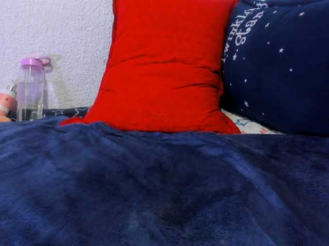 Naniis-wish live cam on BongaCams