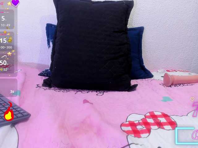 Naniis-wish live cam on BongaCams