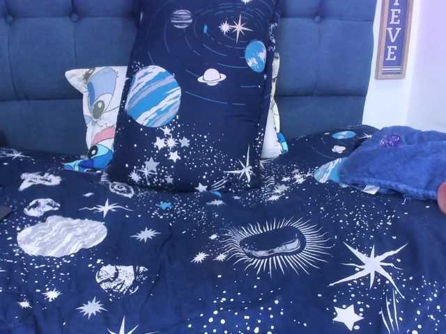 Naniis-wish live cam on BongaCams