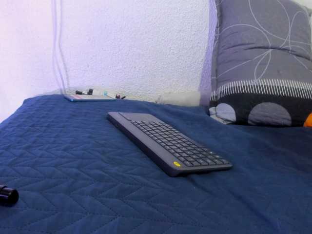 Naniis-wish live on BongaCams