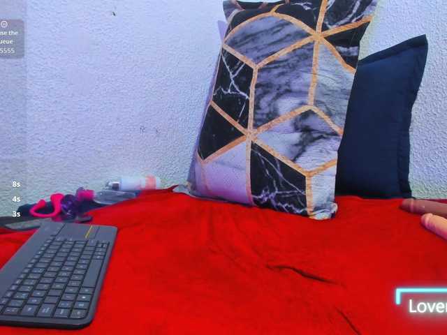 Naniis-wish live cam on BongaCams