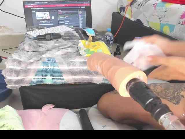Anal78paulini webcam