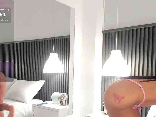 NicolAdams webcam