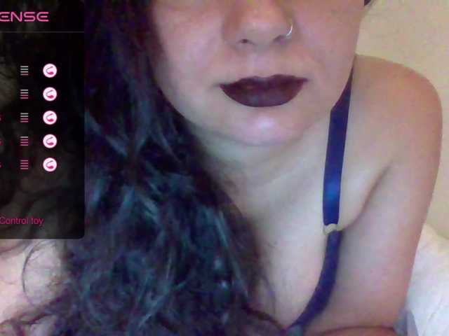 baby-is-bored live cam on BongaCams